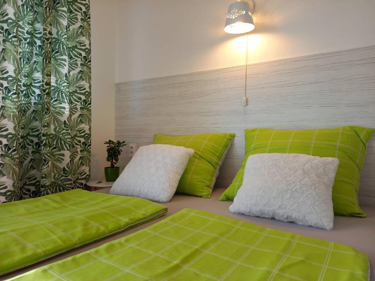 Afrodita Hotell Štúrovo Eksteriør bilde