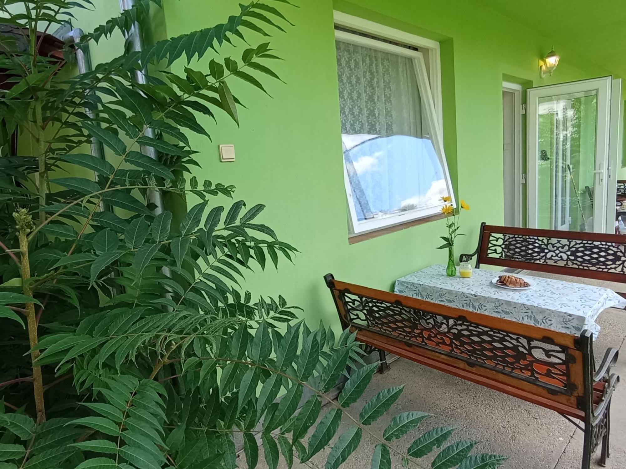 Afrodita Hotell Štúrovo Eksteriør bilde